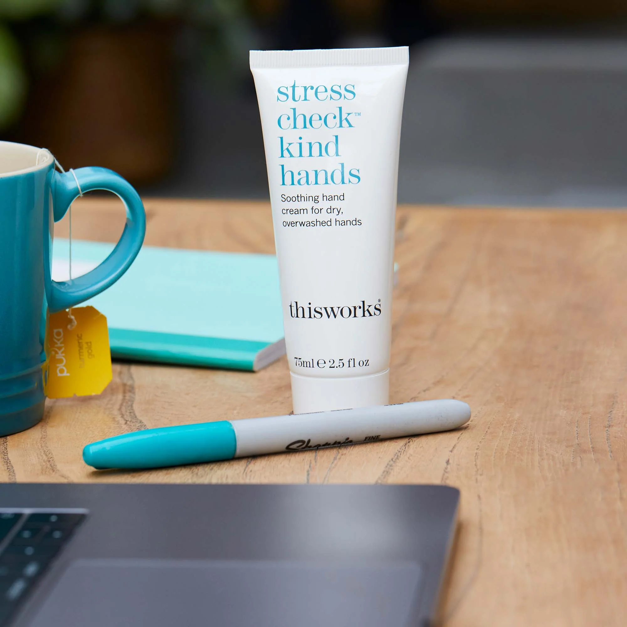 stress check kind hands 75ml - Image 3